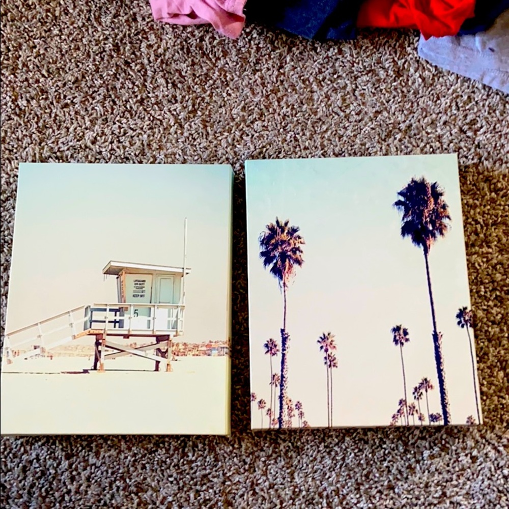 Two beach style canvas pictures